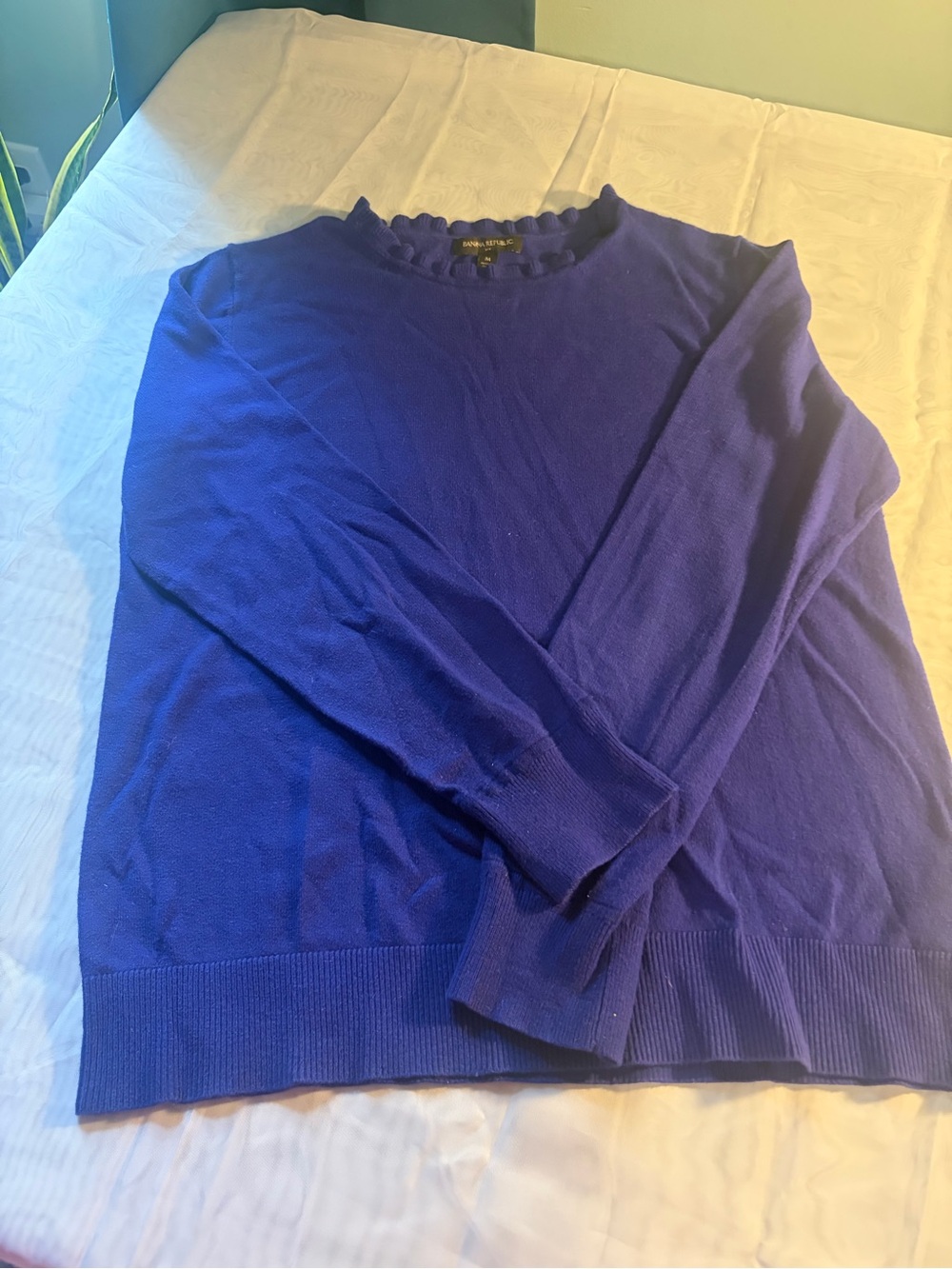 Banana Republic Men's Royal Blue Crewneck Sweater